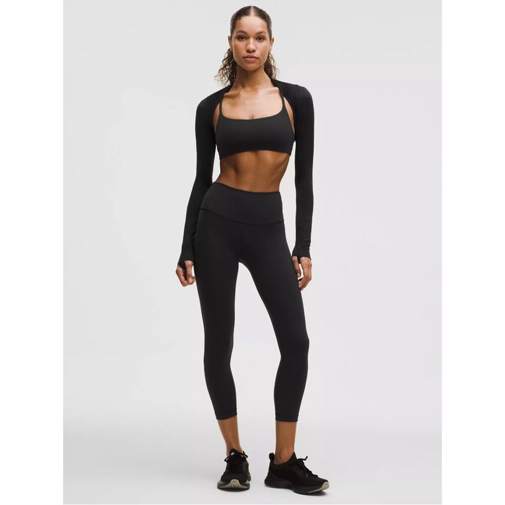 Lululemon Wunder Train High-Rise Crop 23" in Black Size 4 Gently Used